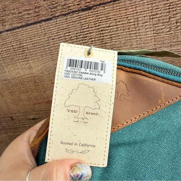 NWT Unisex TSD Brand Canna Canvas Sling Bag - Teal - Picture 5 of 9